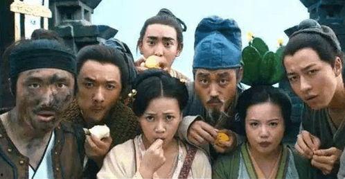 吃瓜群众小郎君图片,揭秘网络红人的日常生活